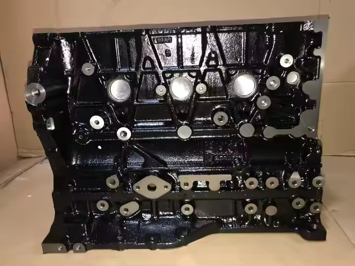 Hot Selling Isuzu Engine Parts 4HK1 Cylinder Block Assembly 8-98005443-0 8-98204528-0 8-98046721-0 for ISUZU 700P NPR NQR FSS