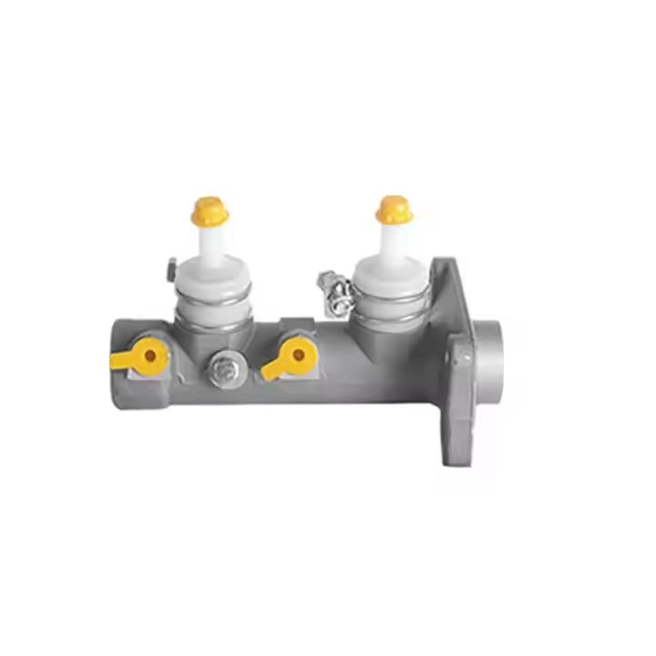 Excellent Quality 8942548330 8942548331 8942548332 Clutch Master Cylinder for Isuzu ELF NPR NQR