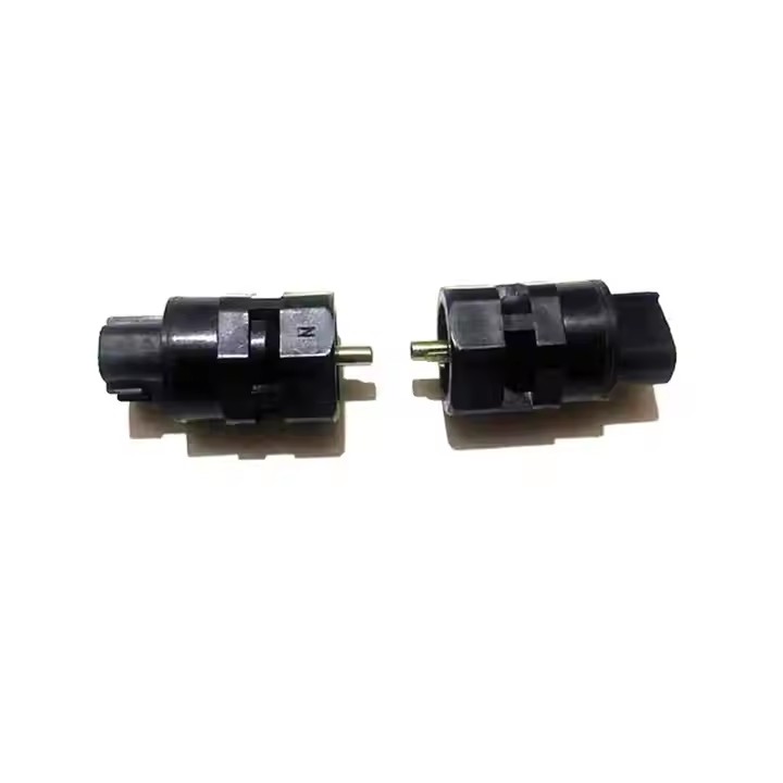 NKR TFR 8-97129704-0 Vehicle Speed Sensor for ISUZU 4JB1