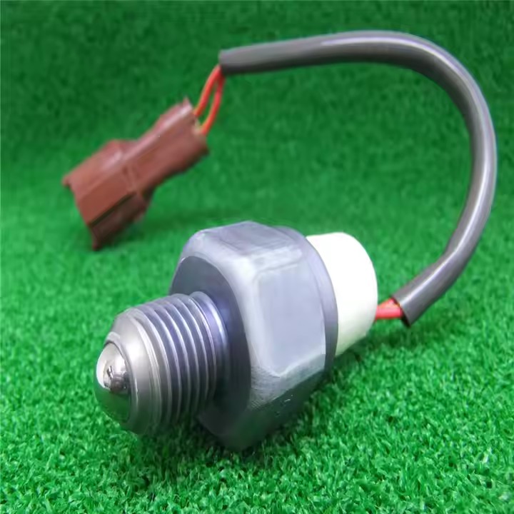 Truck Parts Back up Transmission 8-98180973-0 8981809730 Reverse Switch for Isuzu Elf Nkr66