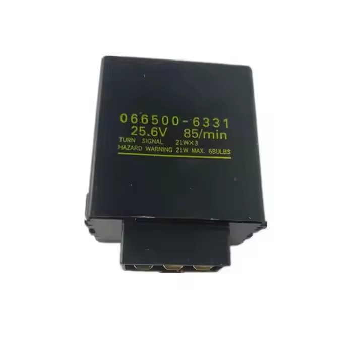 High Quality 6HK1 6HH1 Spare Parts 1834700601 066500-3722 5 Plug Pin Flasher Relay for Isuzu