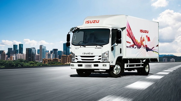 Release the hexagonal power! Qingling Isuzu brand new KV800 operating firepower is fully open.