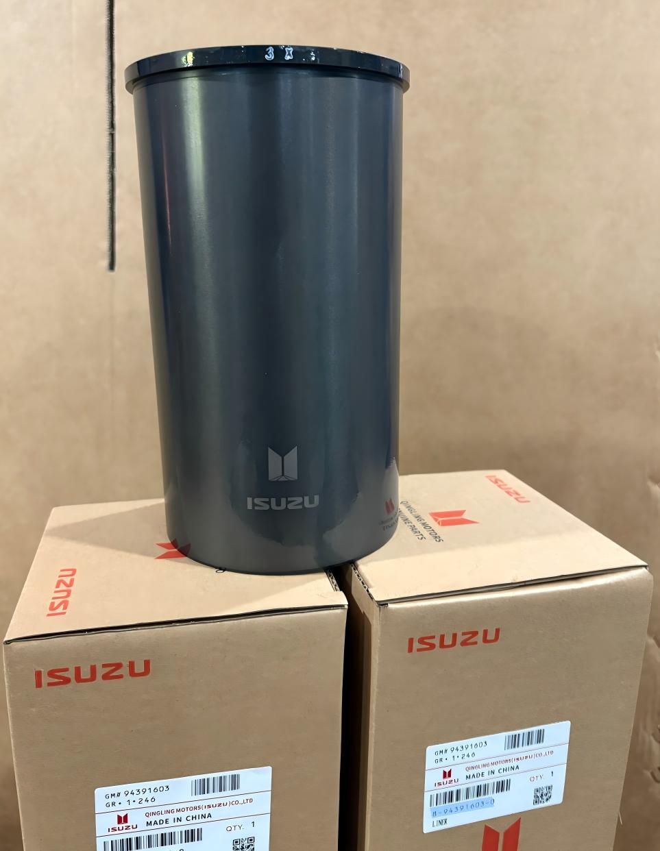 Suitable for Isuzu FVZ34 6HK1 4HK1 cylinder liner 3X 8-94391603-0    8943916030