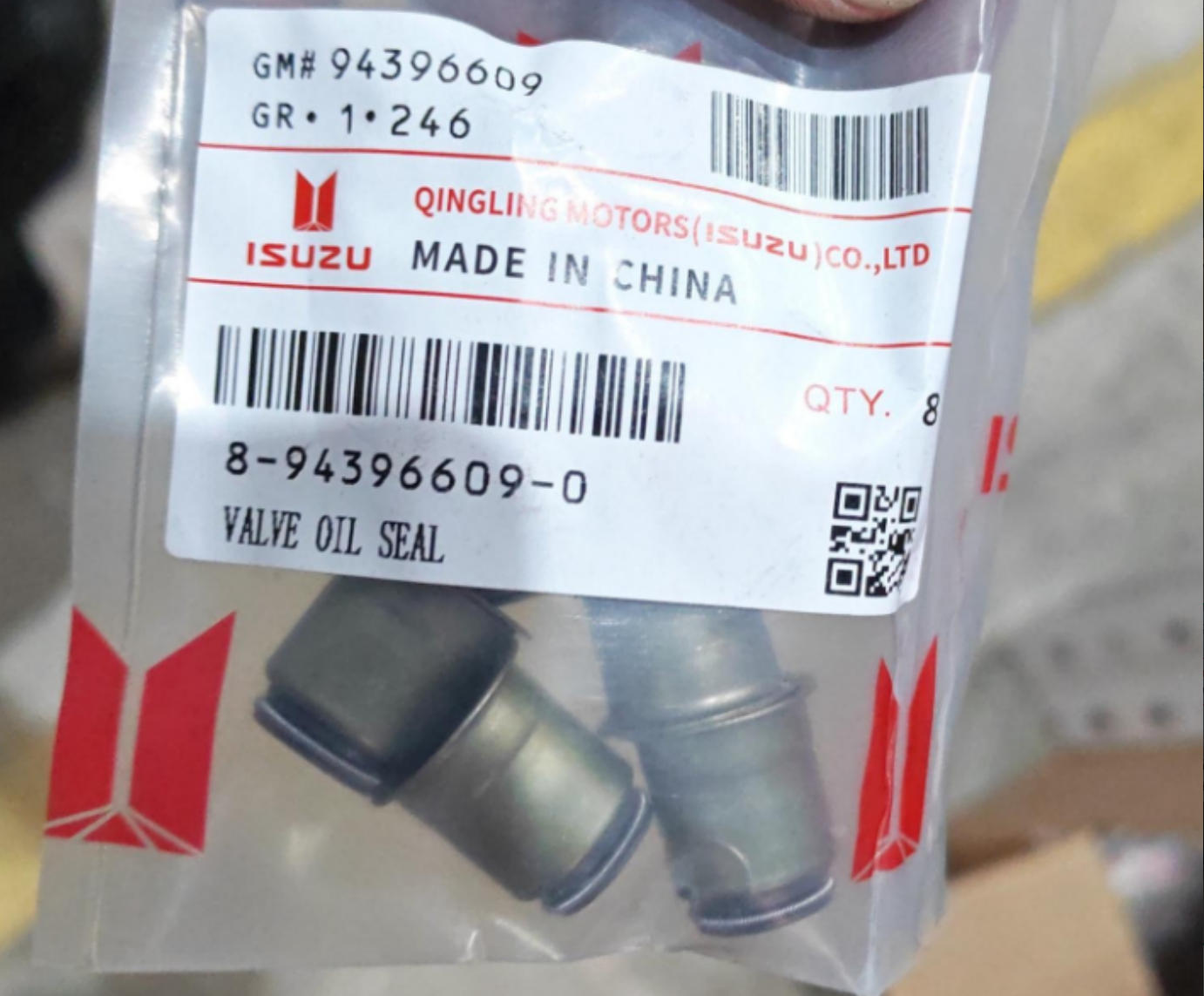 8943966090    8-94396609-0 4HF1 4HG1 6HH1 4HE1 Valve Oil Seal